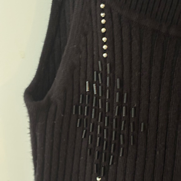 Yuka Black Sleeveless Ribbed Tank beaded Top Size‎ M - Picture 2 of 10